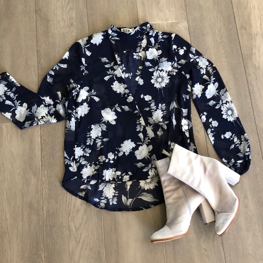 NWOT  LF The Brand Stunning Sheer Floral Blouse